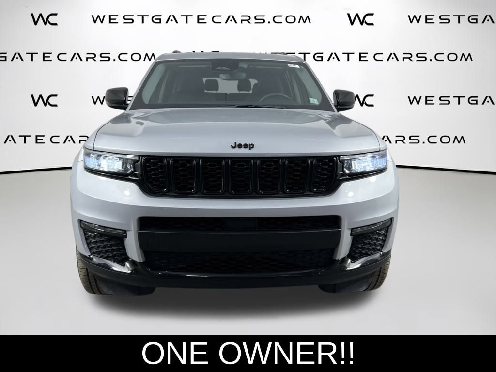 Used 2023 Jeep Grand Cherokee L Limited w/ Black Appearance Package image 2
