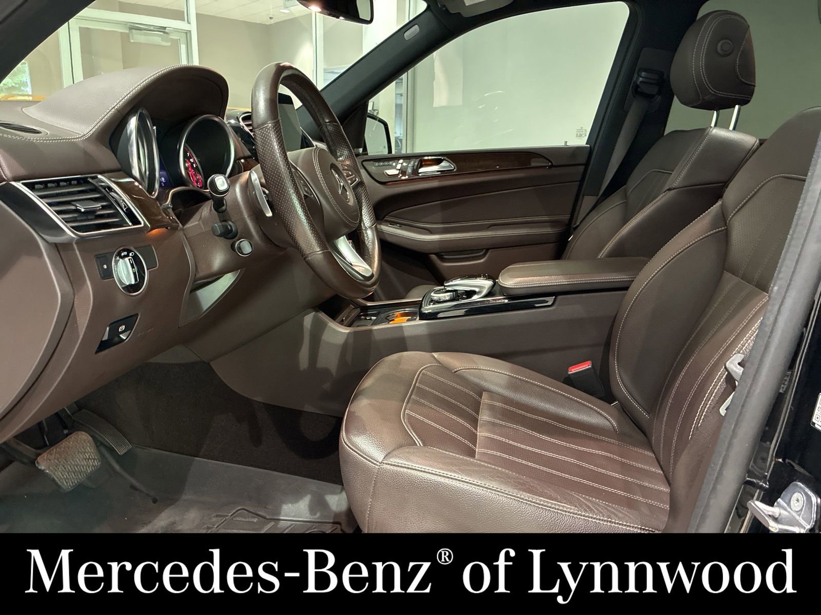 Used 2019 Mercedes-Benz GLS 450 4MATIC image 9