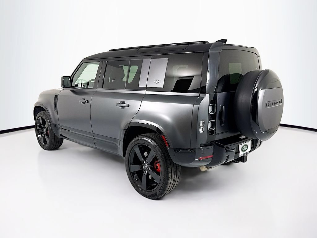 Certified 2024 Land Rover Defender 110 X AWD/4WD image 7