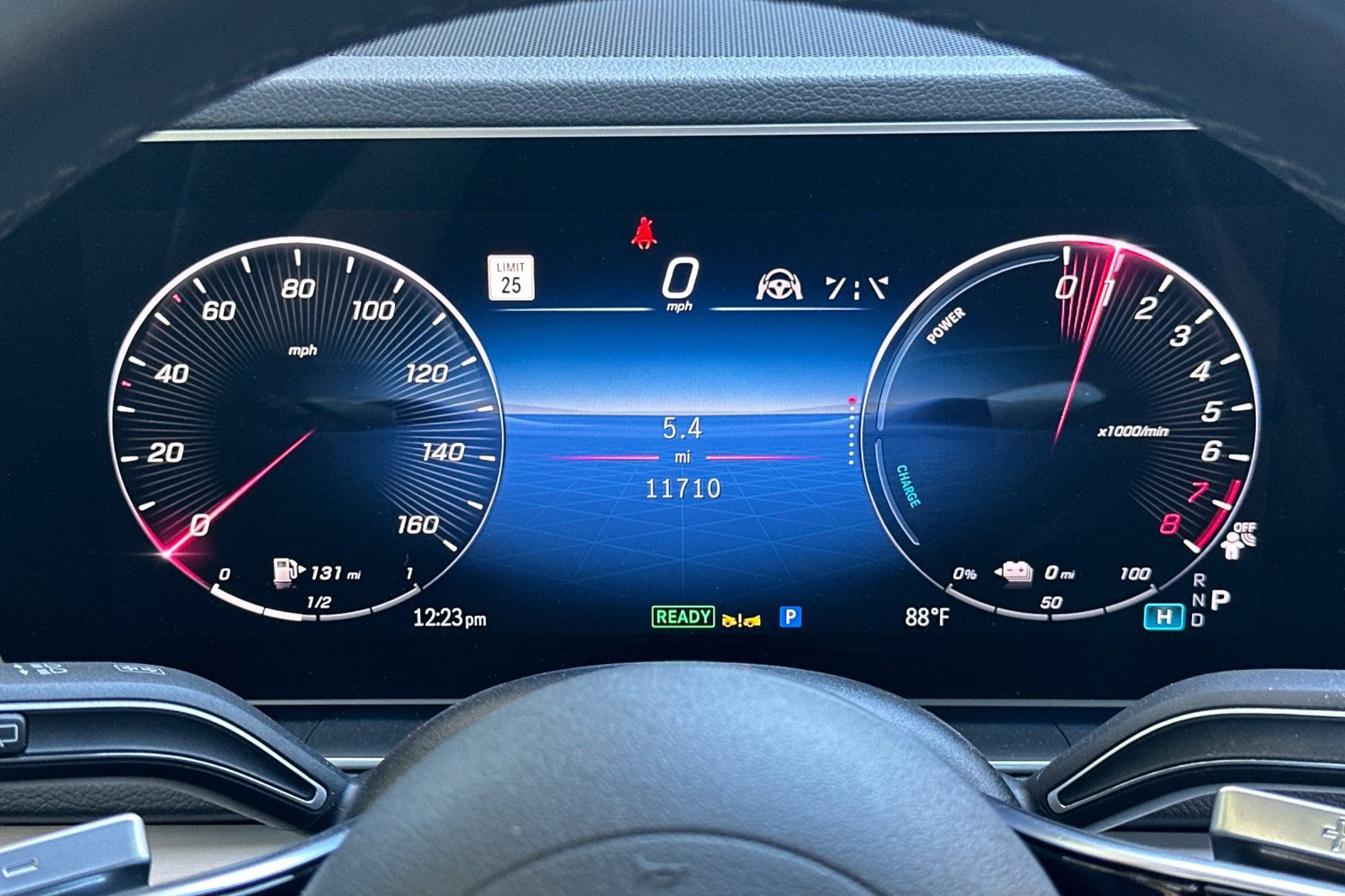 Used 2025 Mercedes-Benz GLE 450e 4MATIC image 23