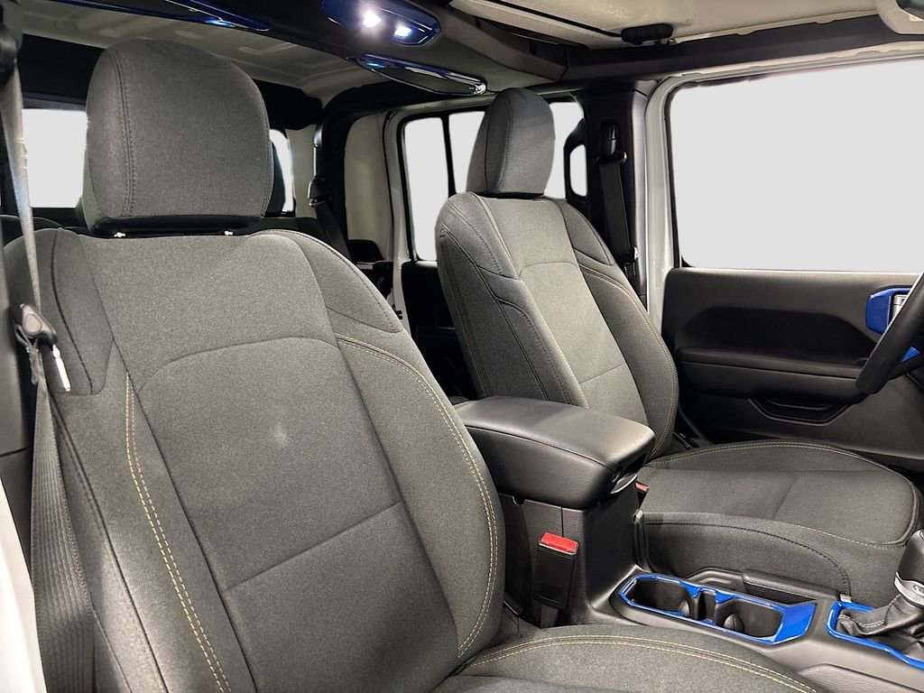 Used 2025 Jeep Gladiator Sport image 15