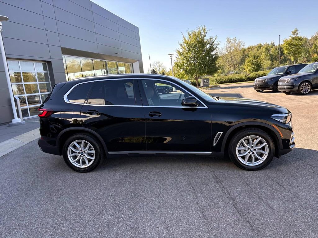 Used 2023 BMW X5 xDrive40i w/ Premium Package image 8