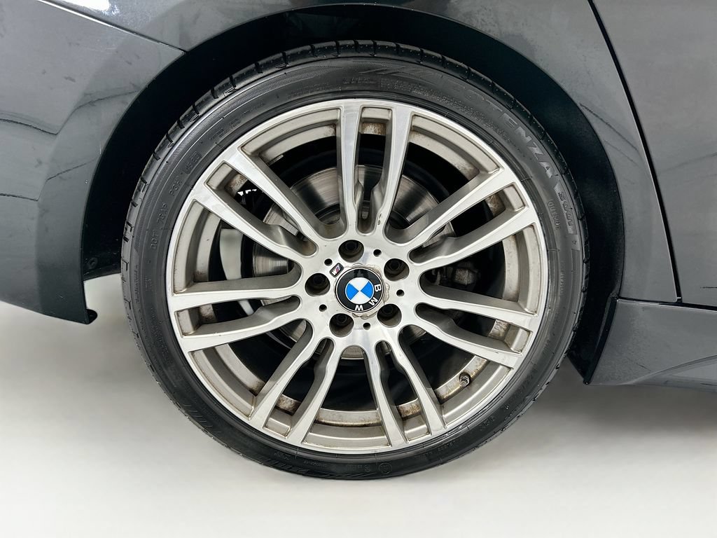 Used 2017 BMW 340i Sedan RWD image 32