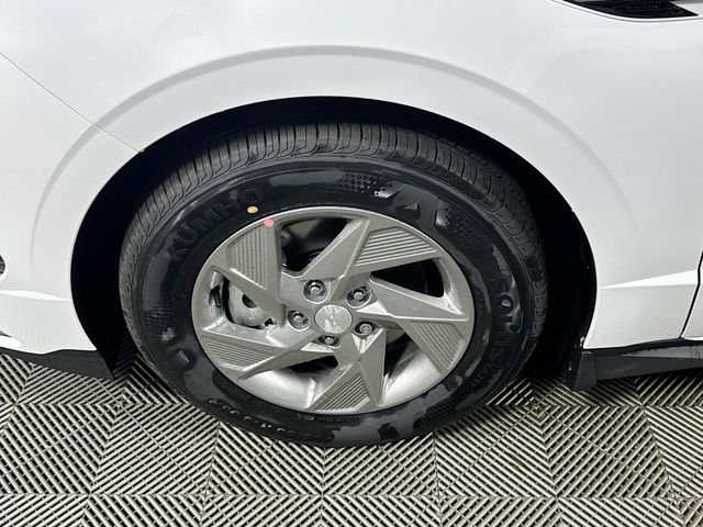 Used 2025 Hyundai Sonata SE FWD image 3