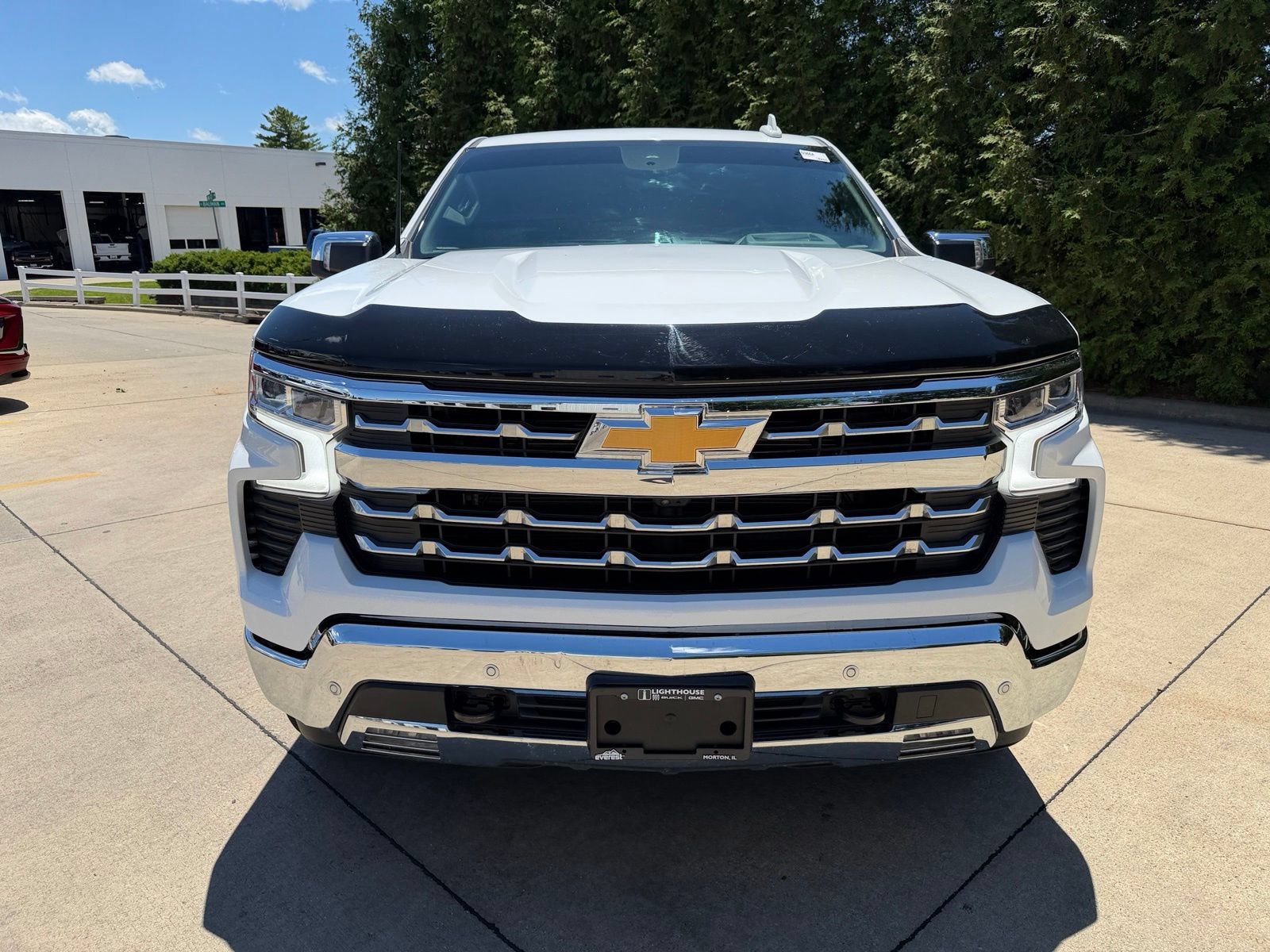 Used 2023 Chevrolet Silverado 1500 LTZ w/ Technology Package AWD/4WD image 6