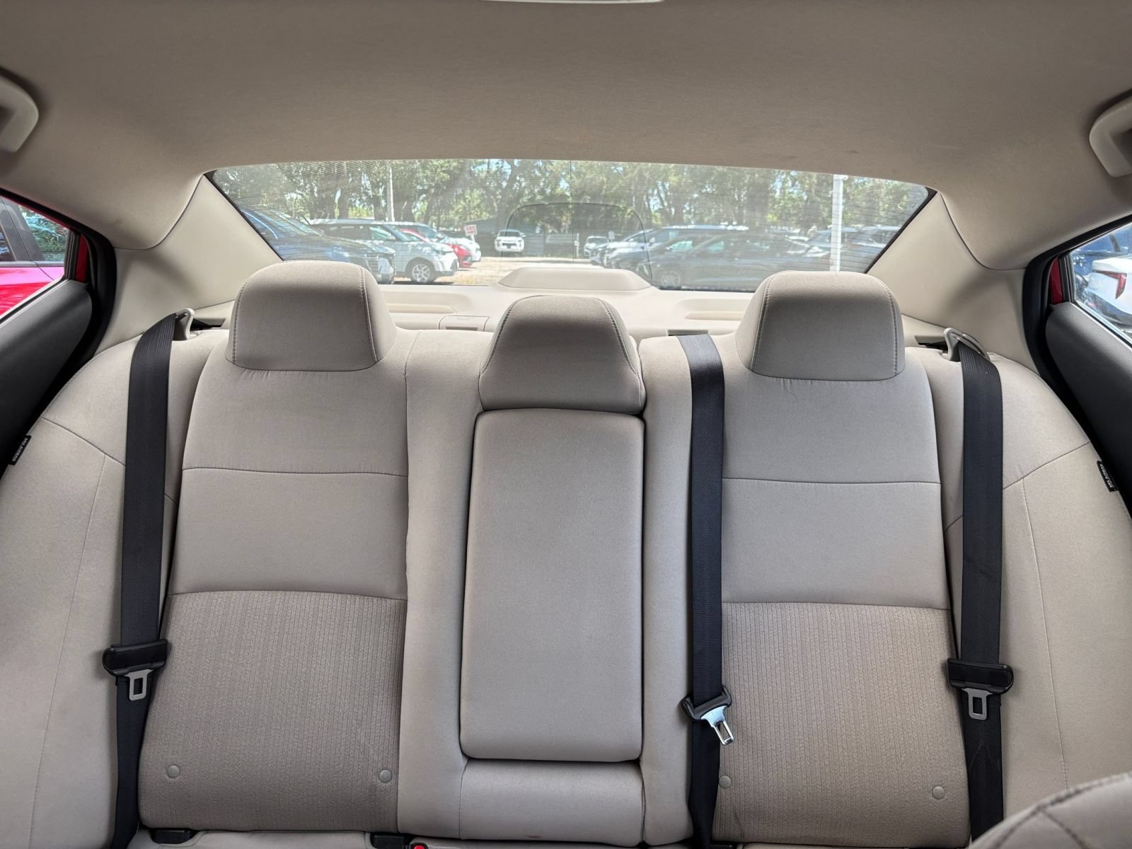 Used 2025 Nissan Altima 2.5 SV FWD image 37