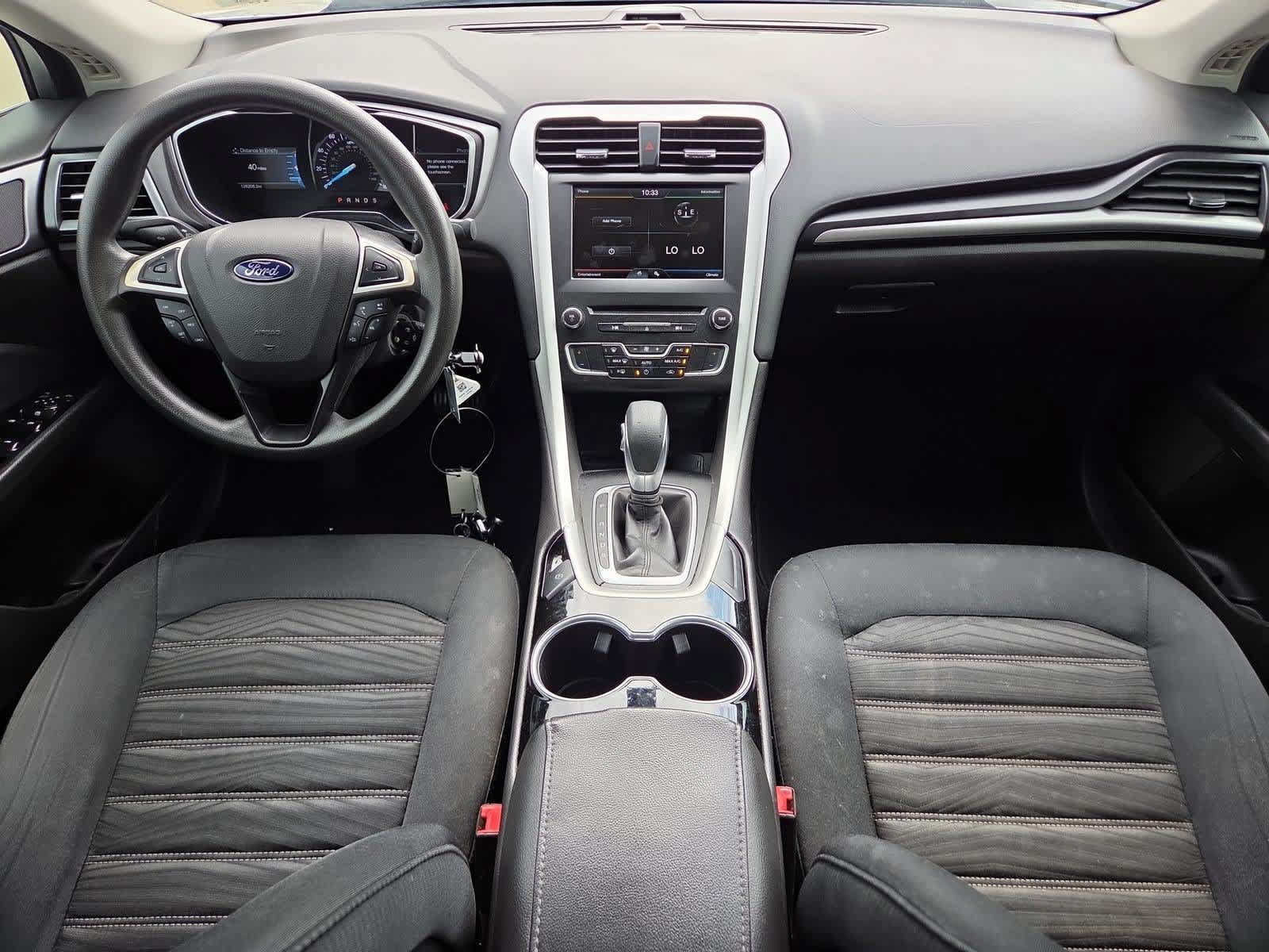 Used 2016 Ford Fusion SE FWD image 14