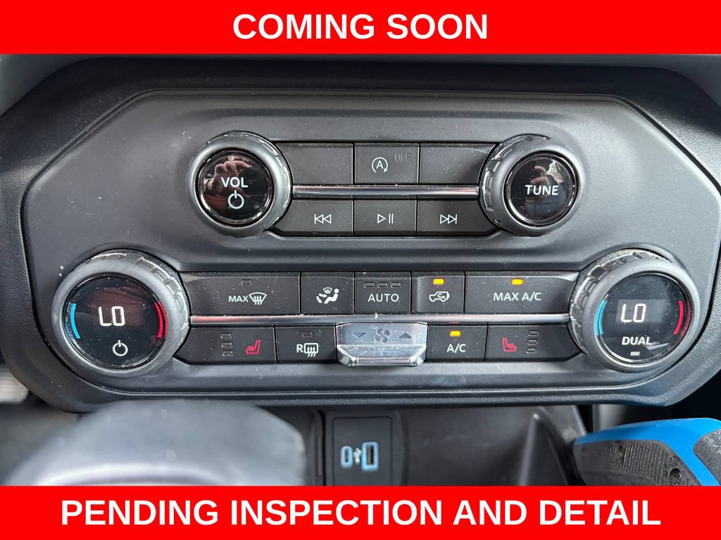 Used 2021 Ford Bronco Black Diamond w/ Sasquatch Package AWD/4WD image 26