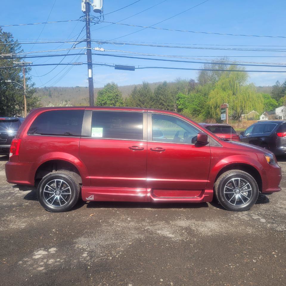 Used 2019 Dodge Grand Caravan GT FWD image 9