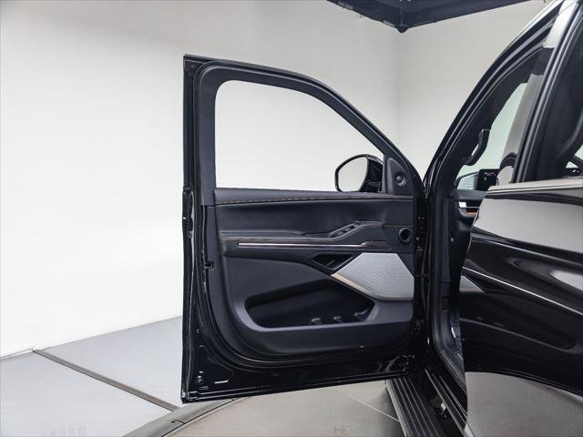 New 2027 Lincoln Navigator L Black Label AWD/4WD image 22