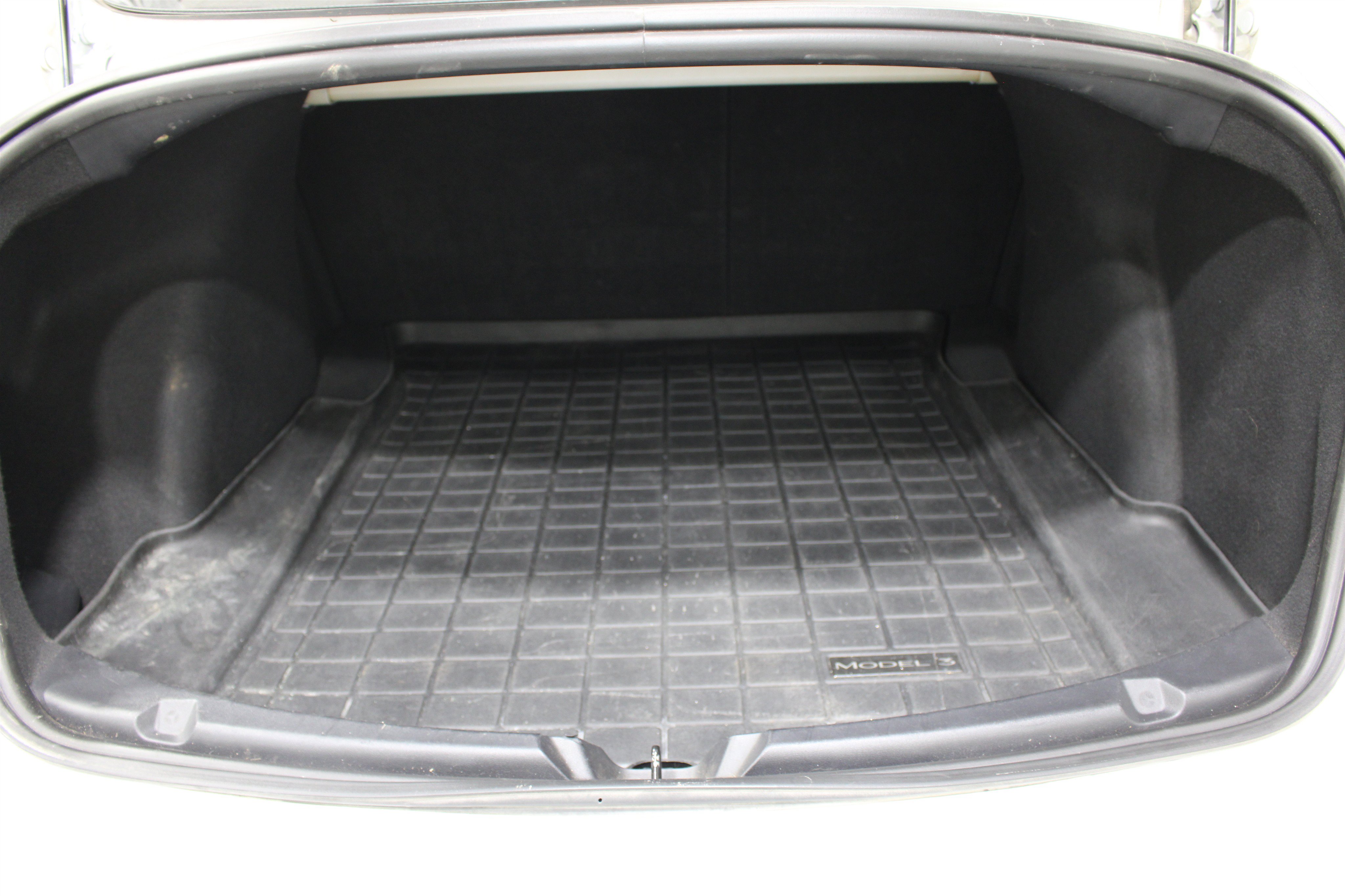 Used 2018 Tesla Model 3 AWD/4WD image 14