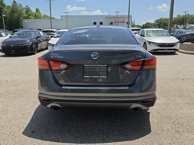 Certified 2021 Nissan Altima 2.5 SV w/ SV Premium Package FWD image 7