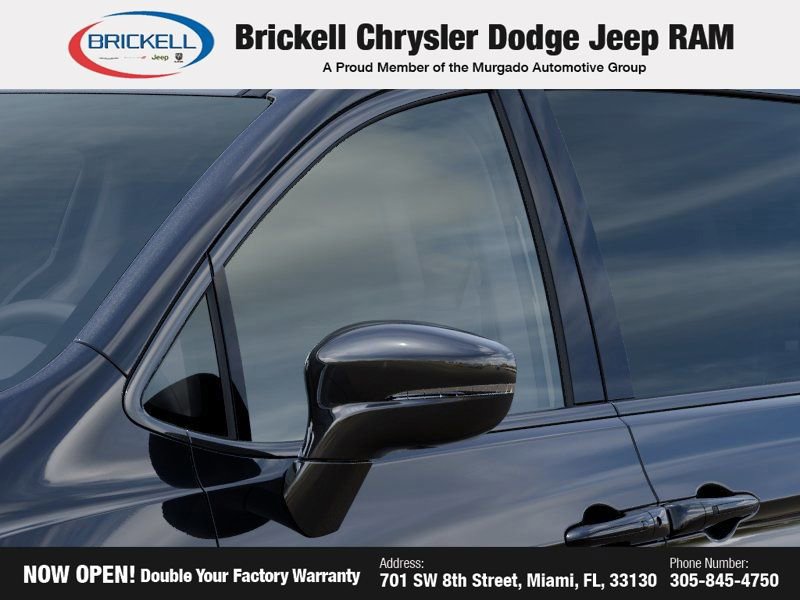 Used 2026 Chrysler Pacifica Select w/ S Appearance Package image 12