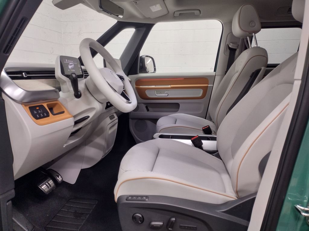 New 2025 Volkswagen ID. Buzz Pro S Plus image 26