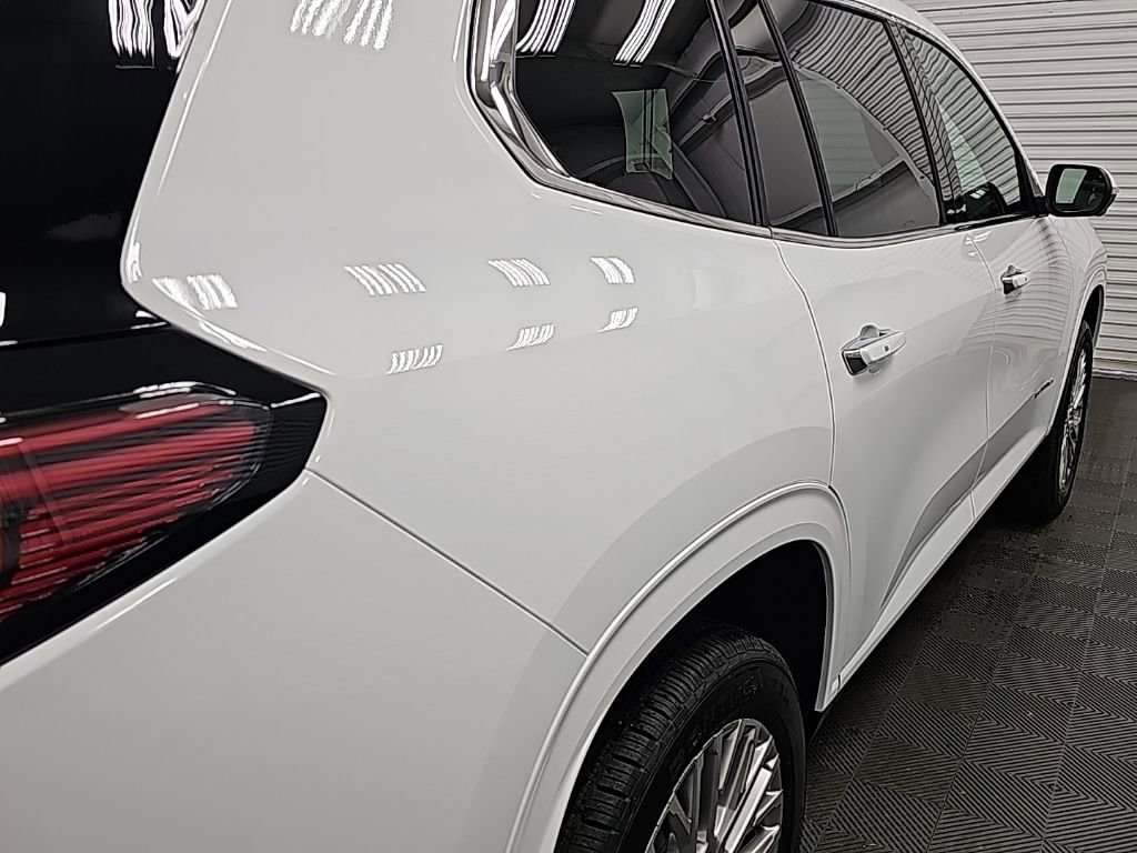 New 2026 GMC Acadia Denali w/ Super Cruise Package image 9