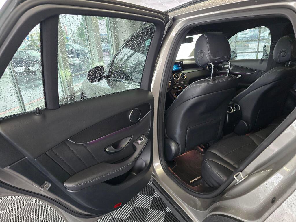 Used 2022 Mercedes-Benz GLC 300 4MATIC image 39