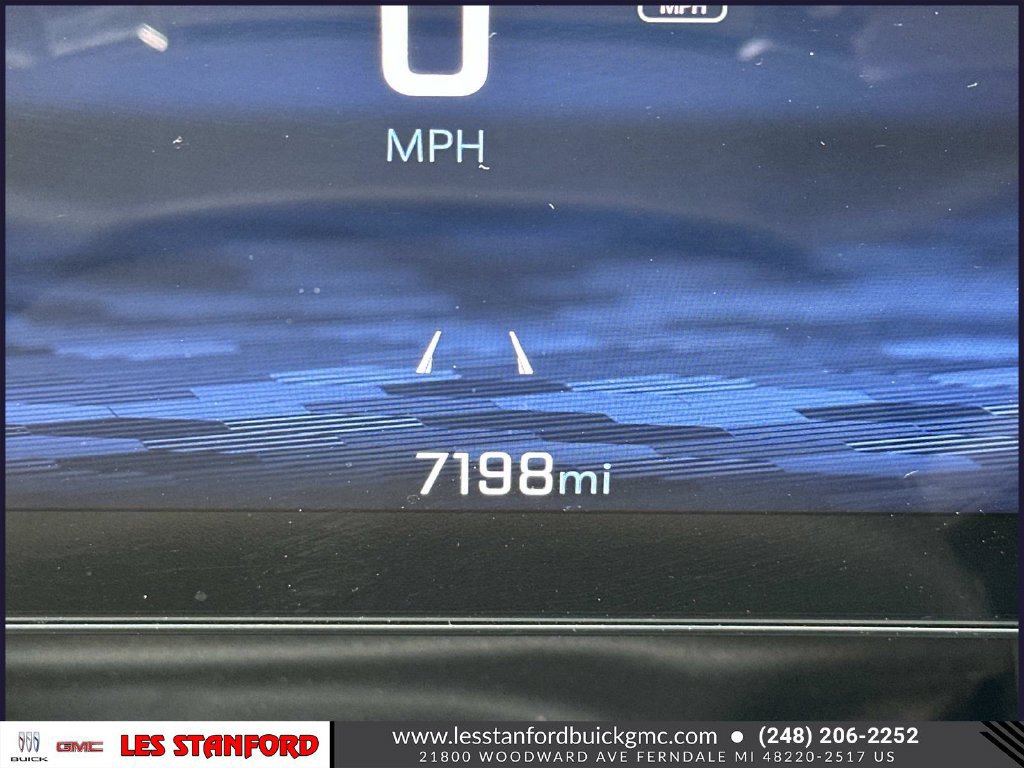 Used 2026 Chevrolet Equinox LT FWD image 22