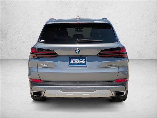 Used 2024 BMW X5 xDrive40i w/ Premium Package AWD/4WD image 7