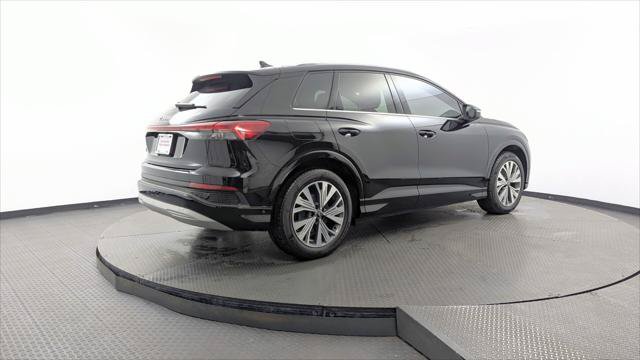 Used 2023 Audi Q4 e-tron Premium Plus RWD image 8