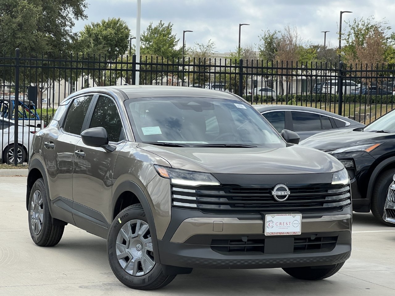 New 2027 Nissan Kicks S FWD image 2