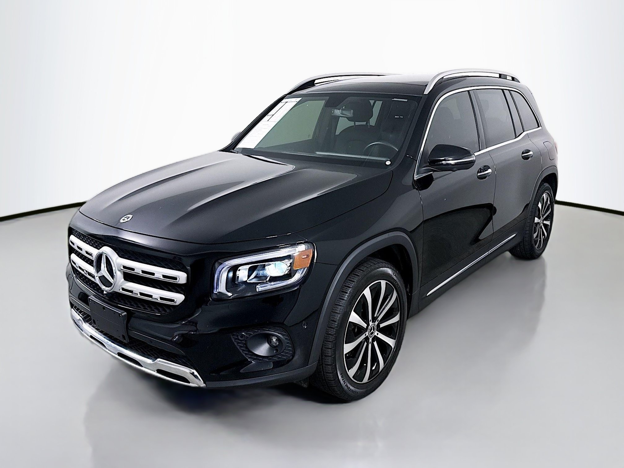 Used 2021 Mercedes-Benz GLB 250 image 3