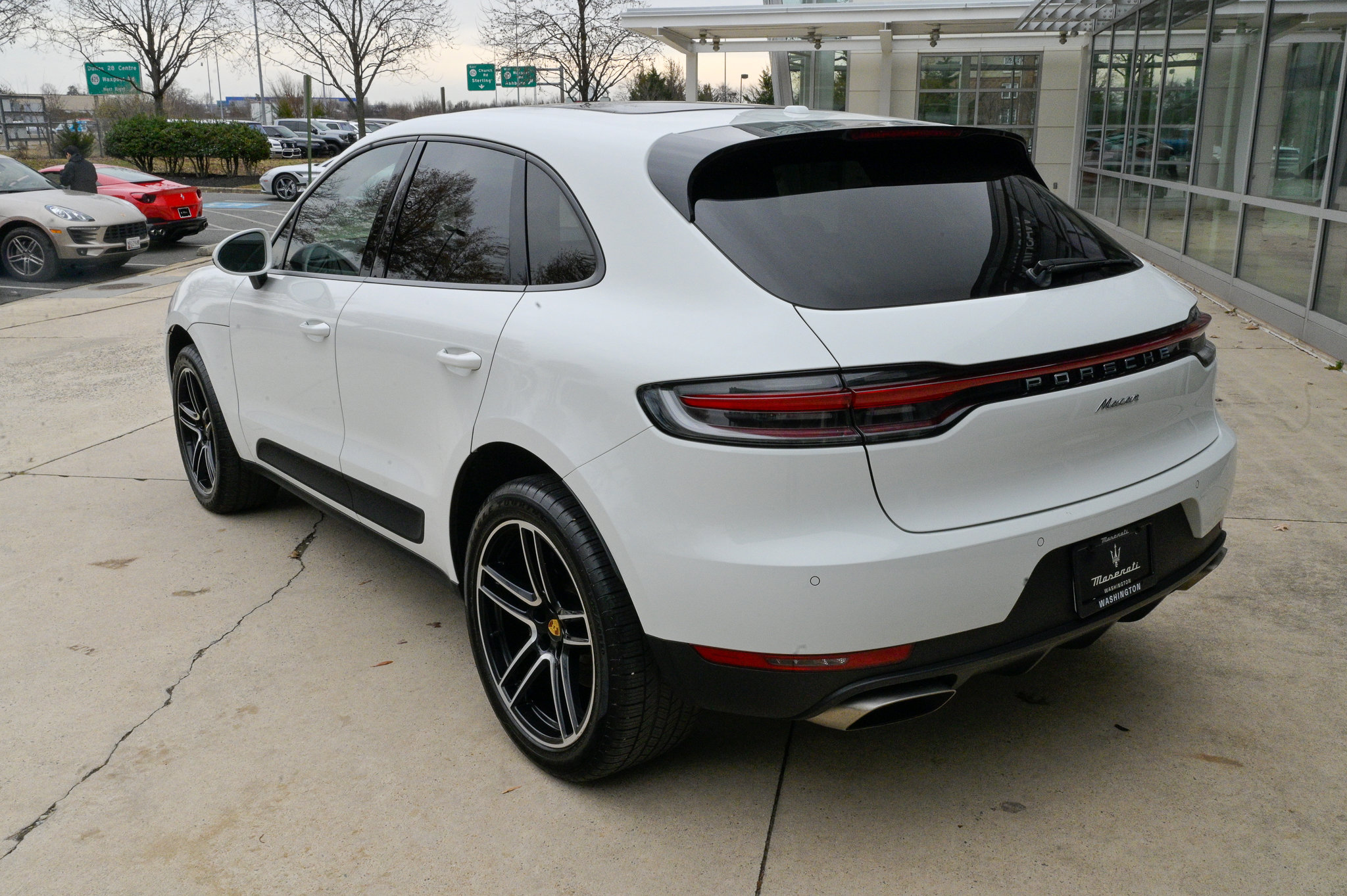 Used 2020 Porsche Macan image 7