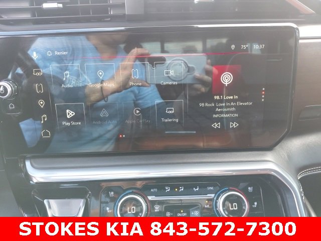 Used 2024 GMC Sierra 3500 Denali Ultimate image 15