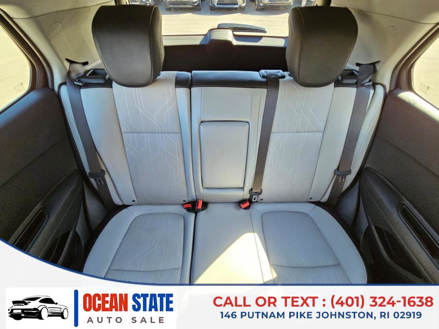 Used 2017 Chevrolet Trax LT w/ LT Convenience Package image 14