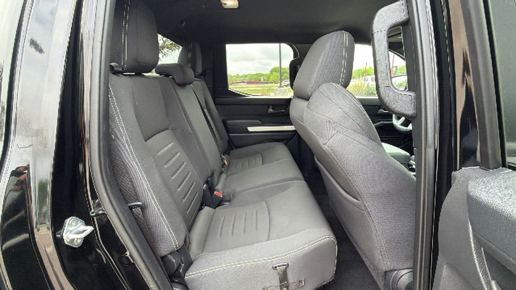 Certified 2024 Toyota Tacoma TRD Off-Road image 38