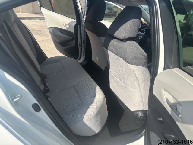 Used 2021 Toyota Corolla LE image 28