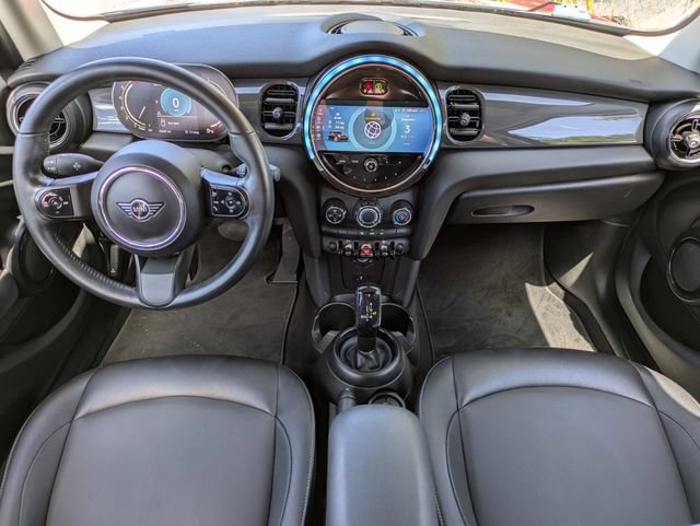 Used 2022 MINI Cooper 4-Door Hardtop w/ Storage Package FWD image 11