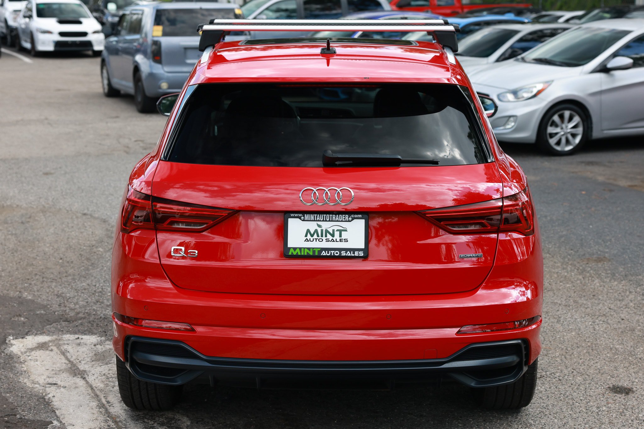 Used 2020 Audi Q3 2.0T Premium Plus w/ Premium Plus Package AWD/4WD image 13