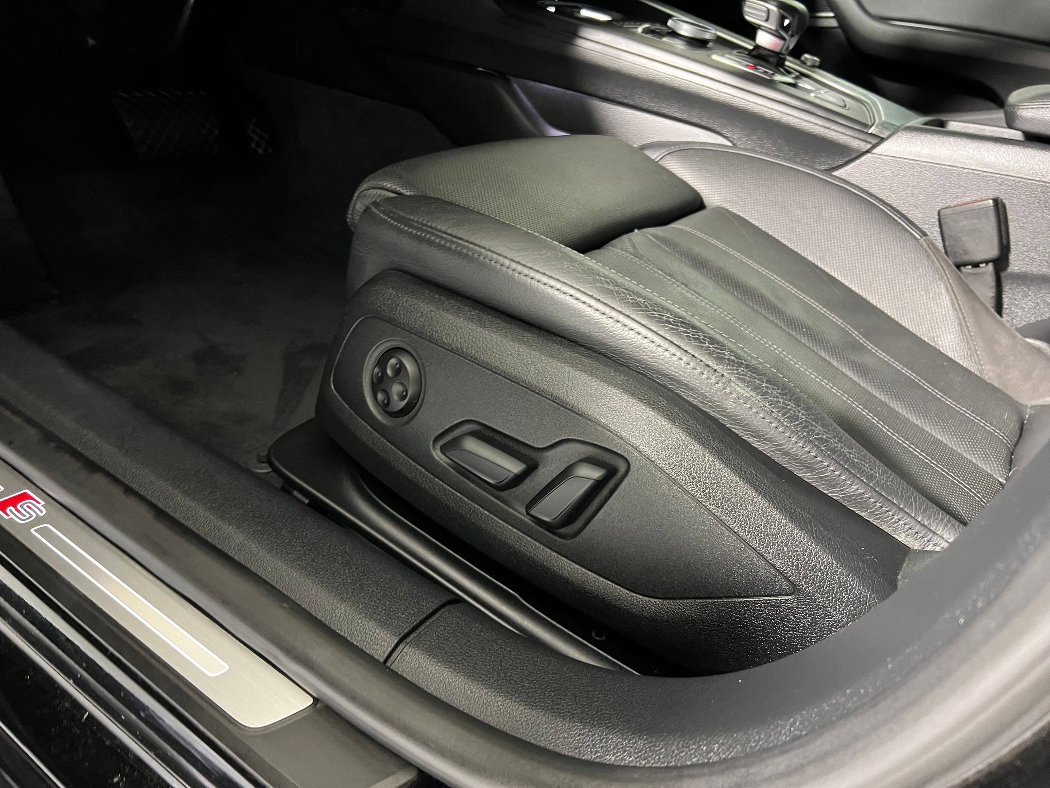 Used 2018 Audi A5 2.0T Premium Plus w/ Premium Plus image 14