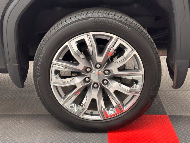 Used 2026 GMC Sierra 1500 Denali AWD/4WD image 30