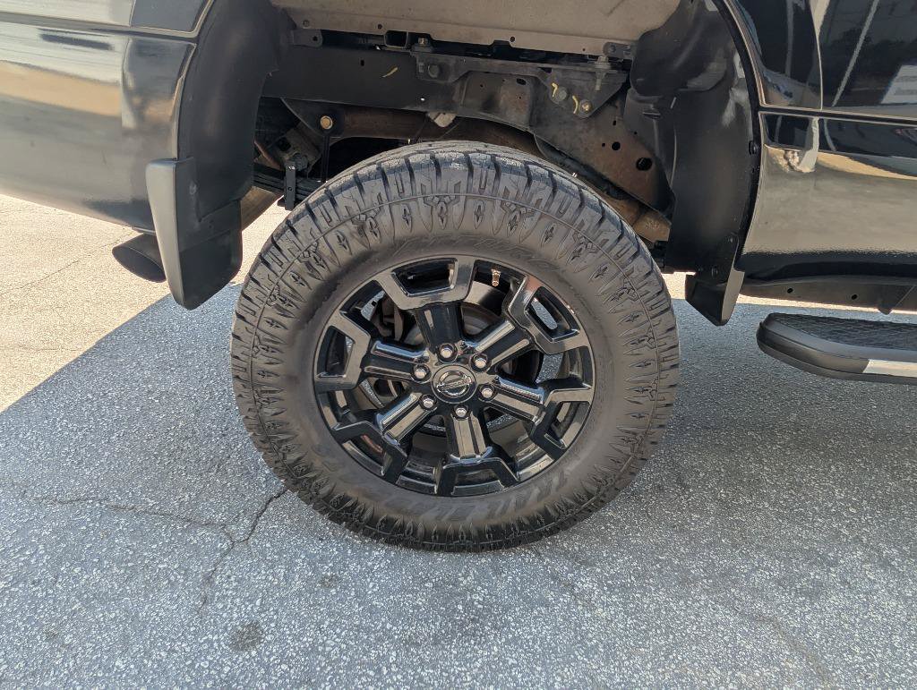 Used 2016 Nissan Titan SL AWD/4WD image 18