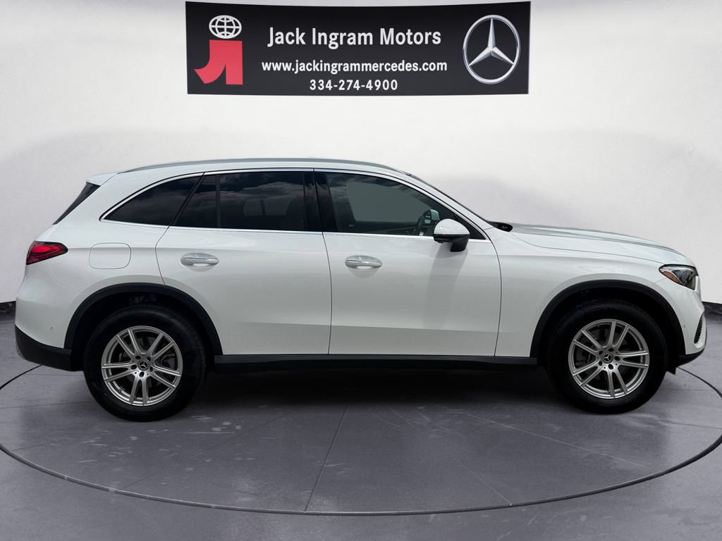 Certified 2025 Mercedes-Benz GLC 300 4MATIC image 6
