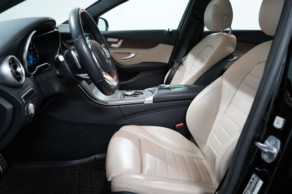 Used 2021 Mercedes-Benz C 300 4MATIC Sedan image 13