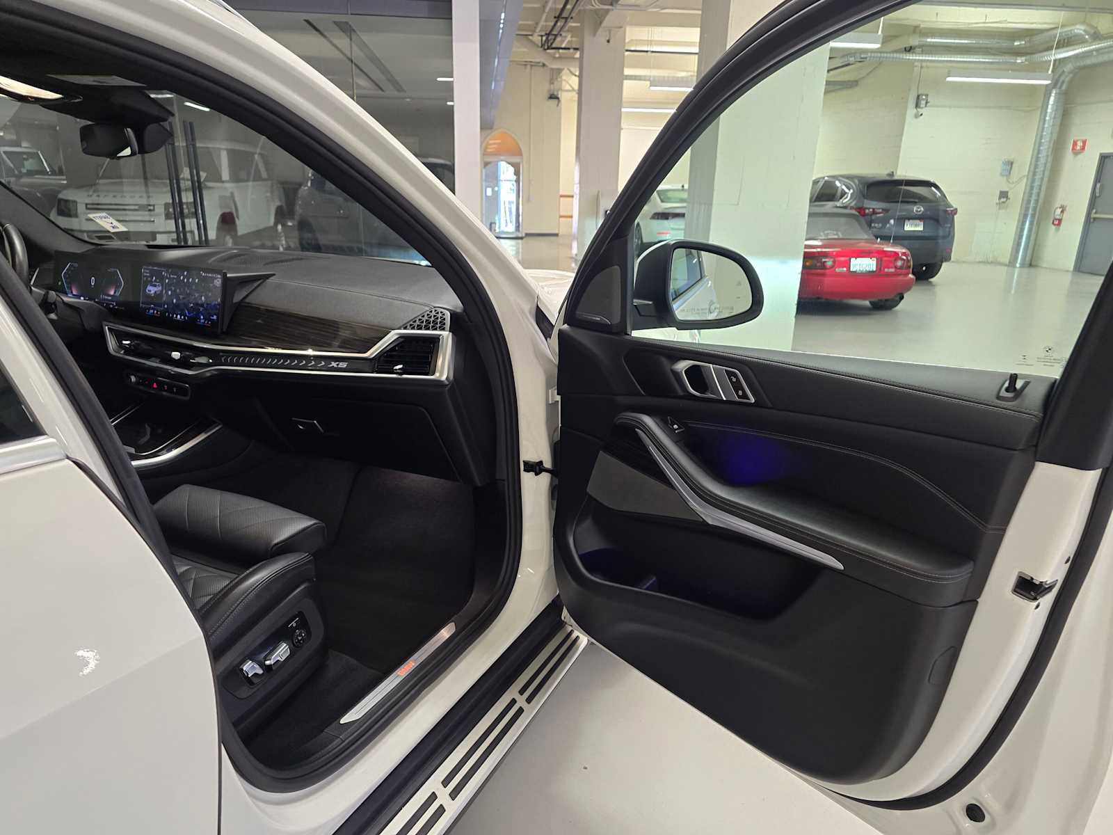 Used 2024 BMW X5 xDrive40i image 13