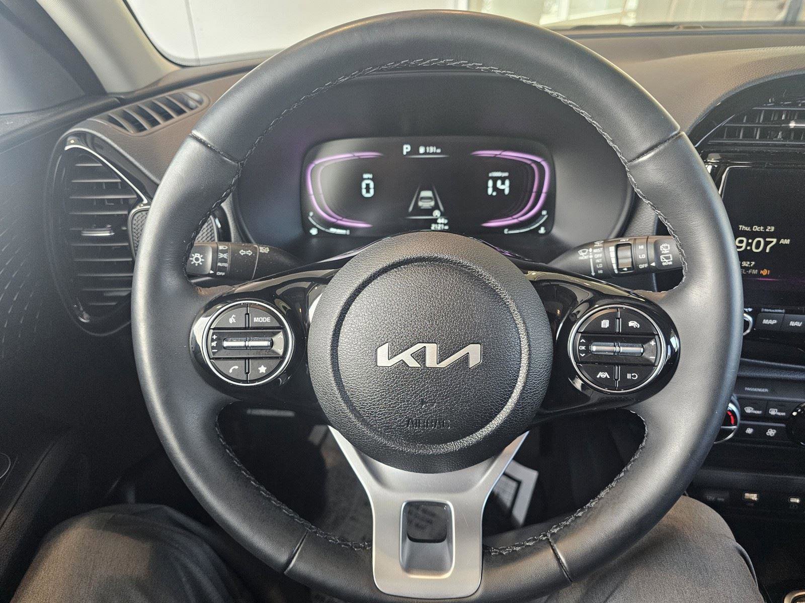 Used 2023 Kia Soul EX image 19