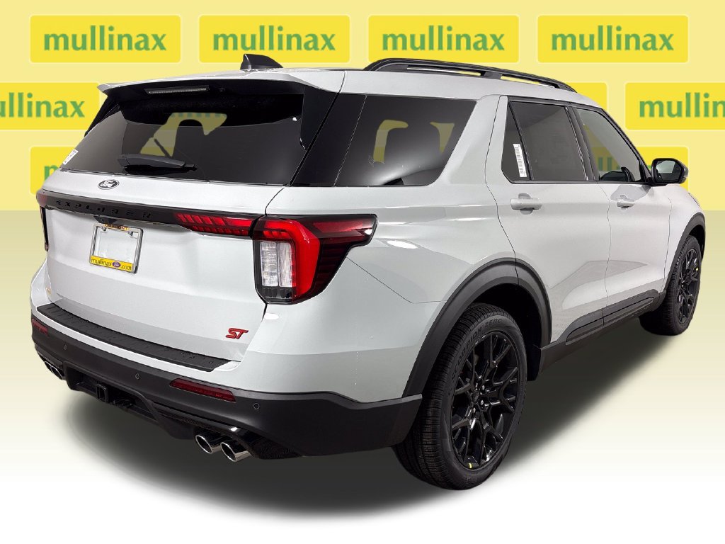 New 2027 Ford Explorer ST w/ ST Sinister Package AWD/4WD image 4