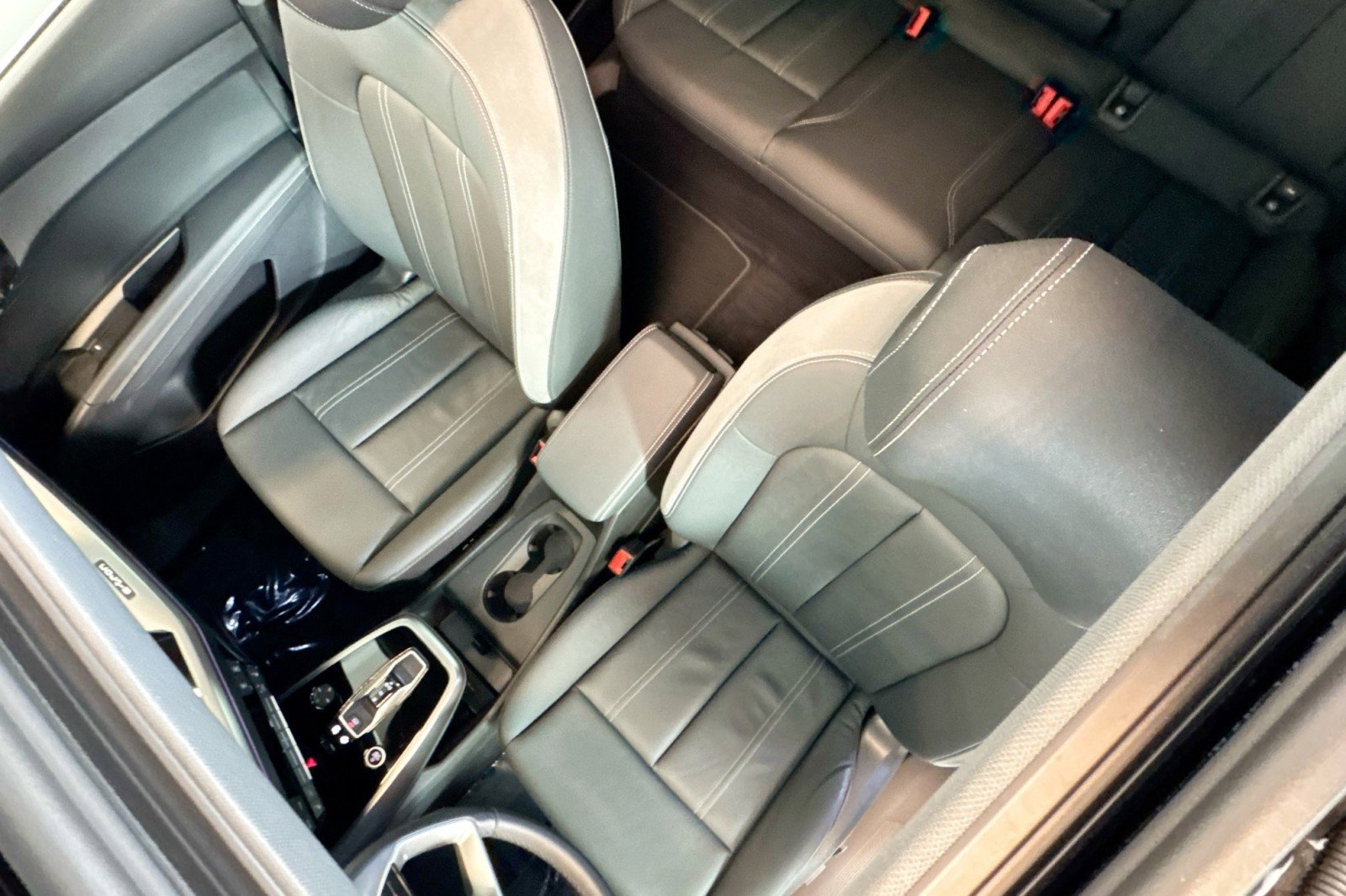 Used 2023 Audi Q4 e-tron Premium Plus AWD/4WD image 20