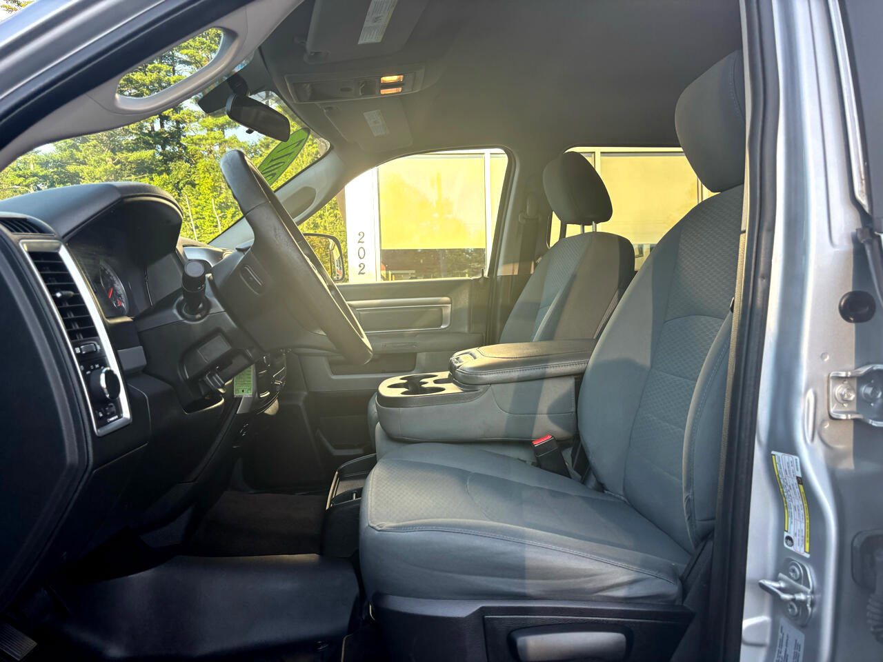 Used 2017 RAM 2500 SLT image 12