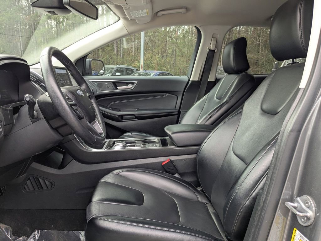 Used 2022 Ford Edge Titanium image 21