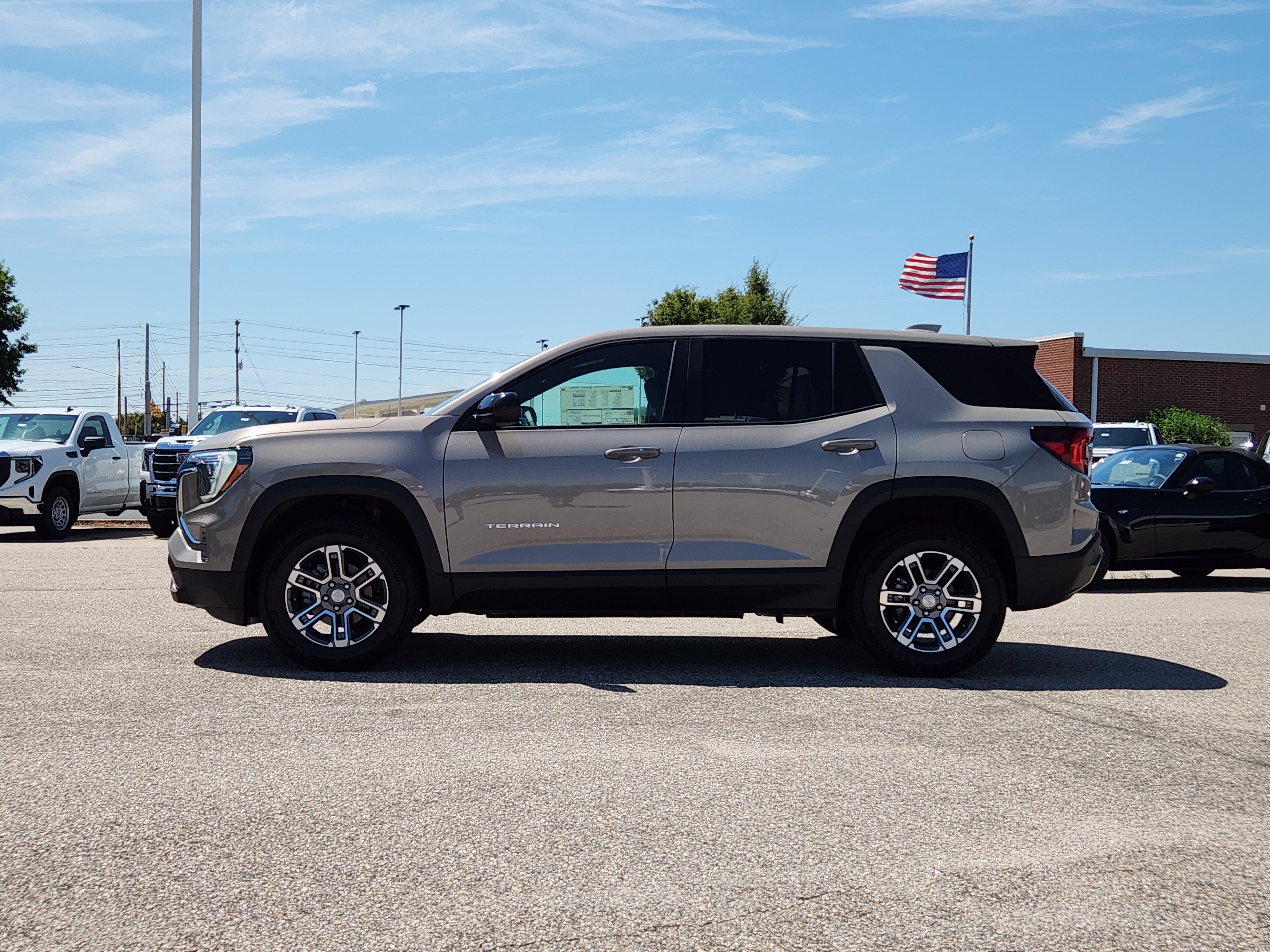 New 2026 GMC Terrain Elevation image 4