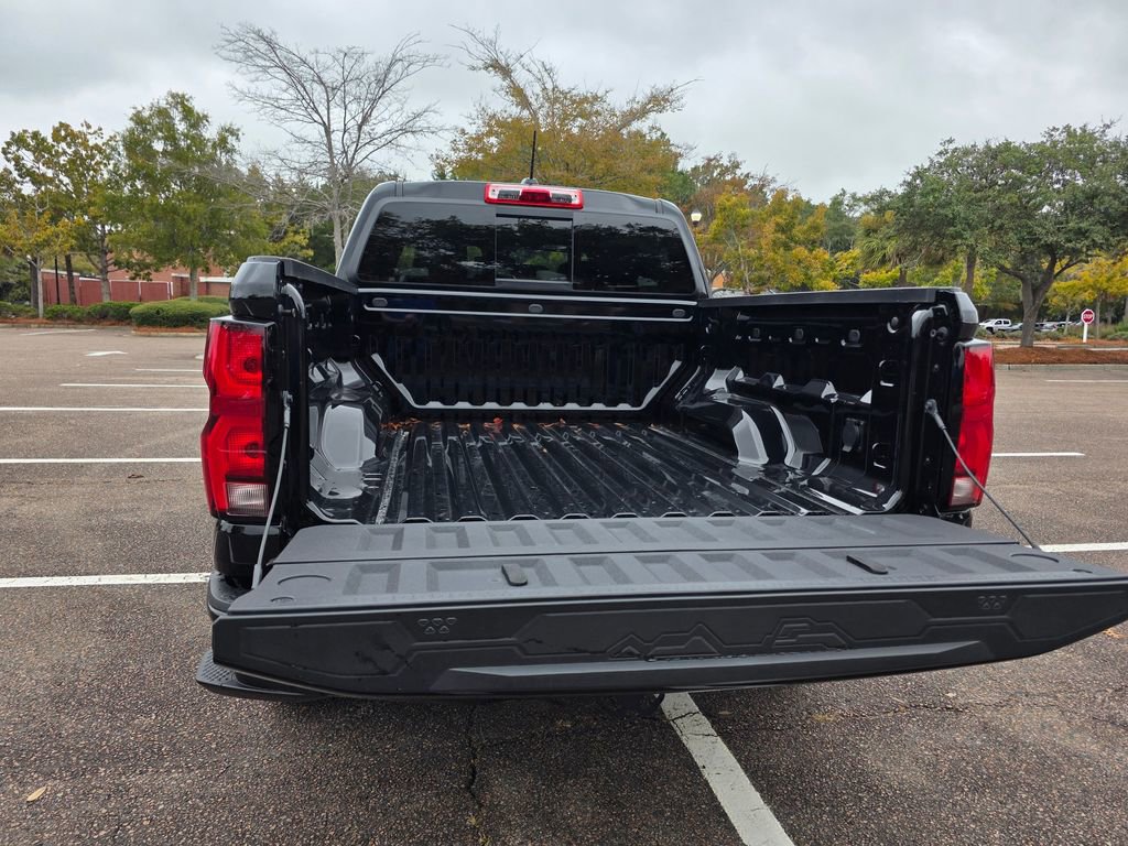 New 2025 Chevrolet Colorado LT w/ LT Convenience Package image 23