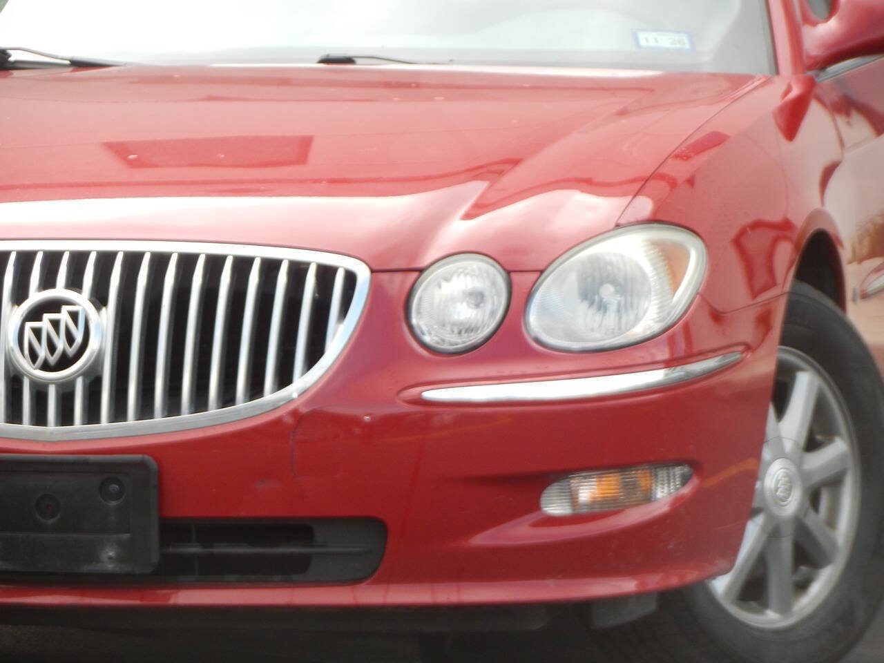 Used 2008 Buick LaCrosse CXL w/ Driver Confidence Package FWD image 5