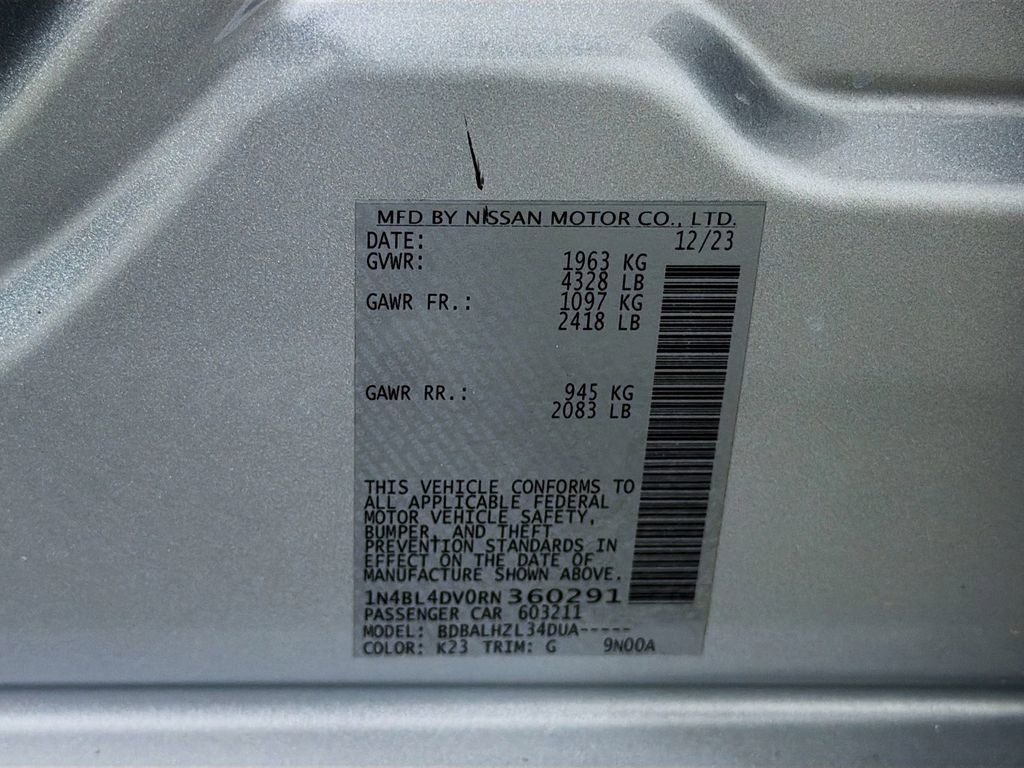 Used 2024 Nissan Altima 2.5 SV FWD image 33