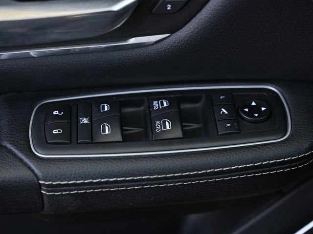 Used 2020 RAM 1500 Laramie AWD/4WD image 17