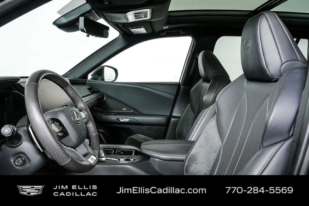 Used 2024 Lexus TX 500h AWD w/ Technology Package image 5