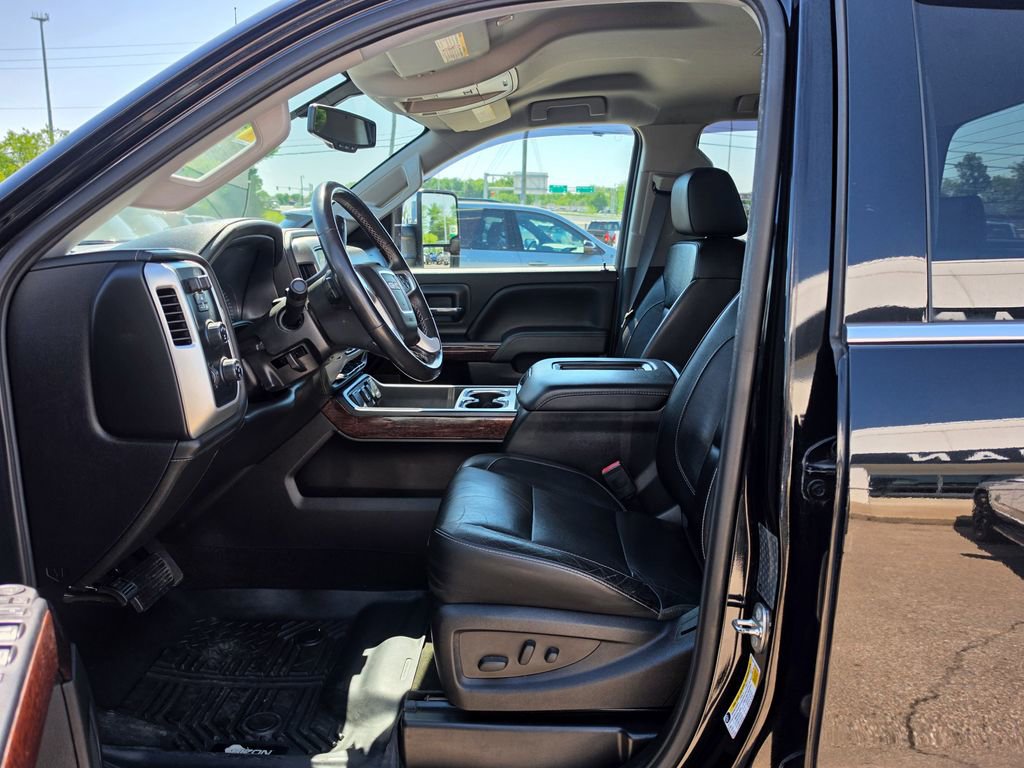 Used 2017 GMC Sierra 3500 SLT AWD/4WD image 7